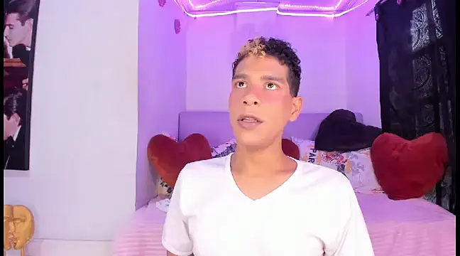 Ethan Boyy online show from 02.11.25