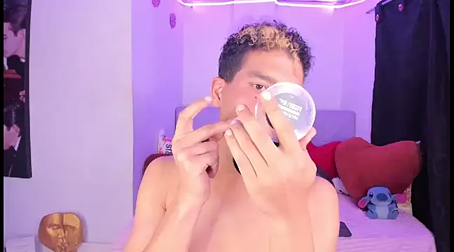 Ethan Boyy online show from 02.20.25