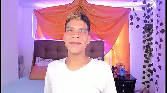 Ethan Boyy online show from 03.06.25