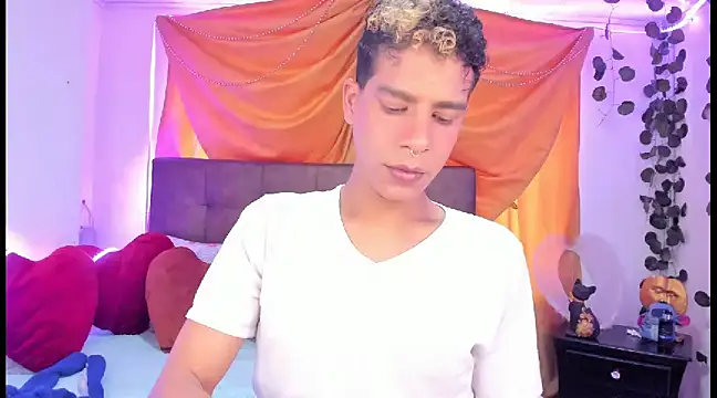 Ethan Boyy online show from 03.20.25