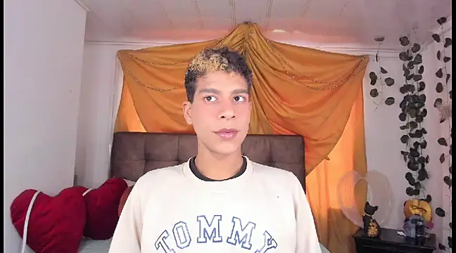 Ethan Boyy online show from 03.22.25