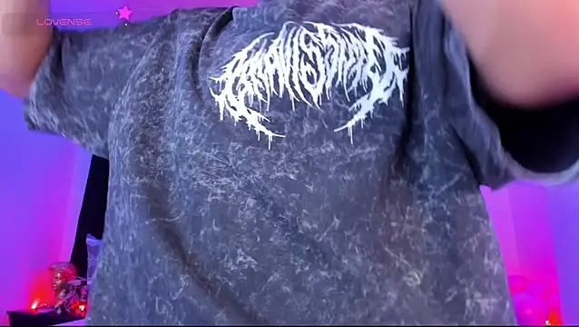 Ethan Boyy online show from 04.25.26
