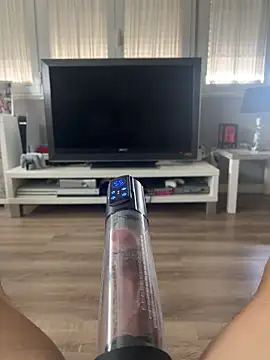 Snapshot of adictocm28 chatting on 10.11.25 adictocm28 online show from 10.11.25