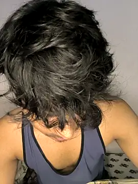 Snapshot of kaif_220 chatting on 10.02.25 kaif 220 online show from 10.02.25