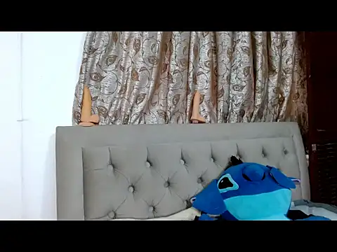 Snapshot of sweethoneytsx chatting on 02.07.26 sweethoneytsx online show from 02.07.26