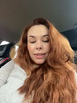 Snapshot of Kelley_Allie chatting on 12.05.25 Kelley Allie online show from 12.05.25