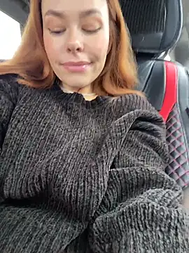 Snapshot of Kelley_Allie chatting on 12.17.25 Kelley Allie online show from 12.17.25