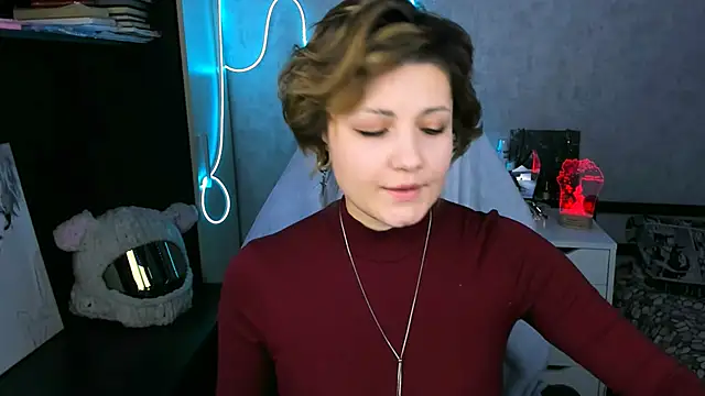 EvaBrownie online show from 12.14.25