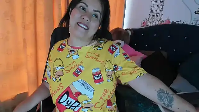 thamara226 online show from 12.18.25