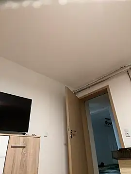 derbyo online show from 02.13.25