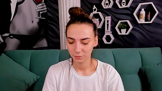 annabishop online show from 02.14.25