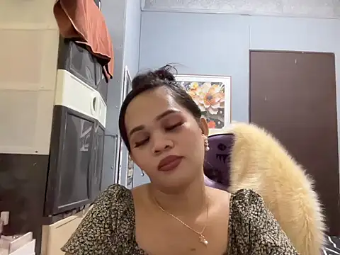 SophiaCourthaway online show from 11.02.25