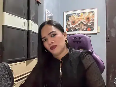 Snapshot of SophiaCourthaway chatting on 02.24.26 SophiaCourthaway online show from 02.24.26