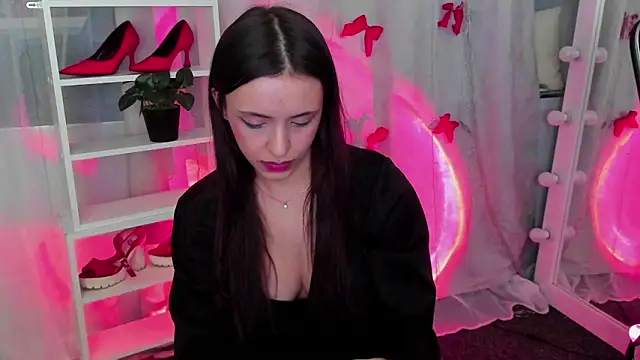 Sahara Shields online show from 01.14.25