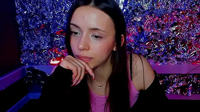 Sahara Shields online show from 01.15.25