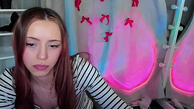 Sahara Shields online show from 02.05.25