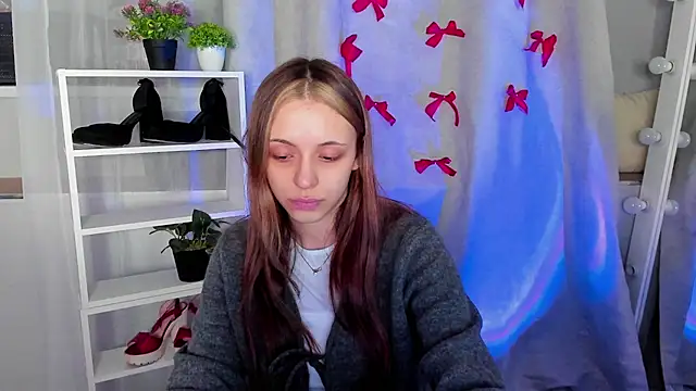 Sahara Shields online show from 02.23.25