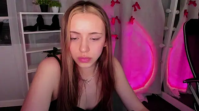 Sahara Shields online show from 02.25.25