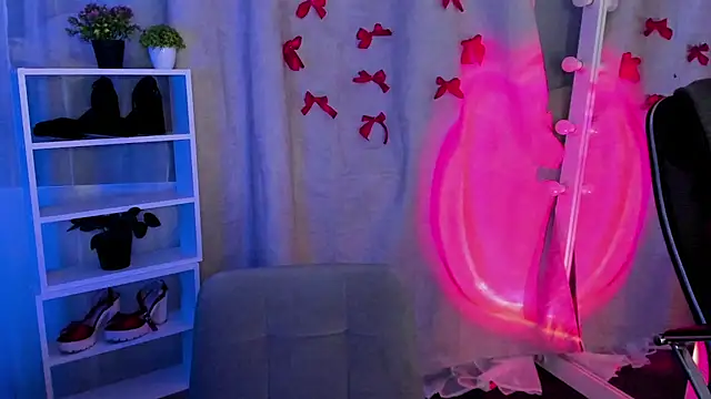 Sahara Shields online show from 03.07.25