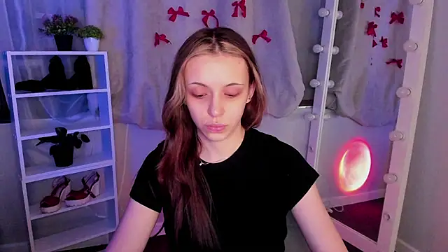 Sahara Shields online show from 03.13.25