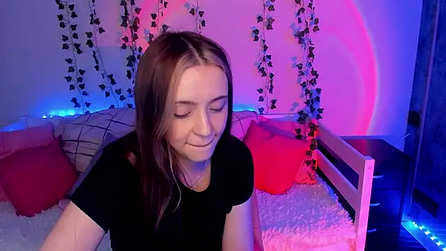 Sahara Shields online show from 03.14.25