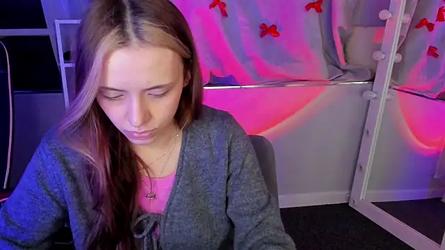 Sahara Shields online show from 03.20.25