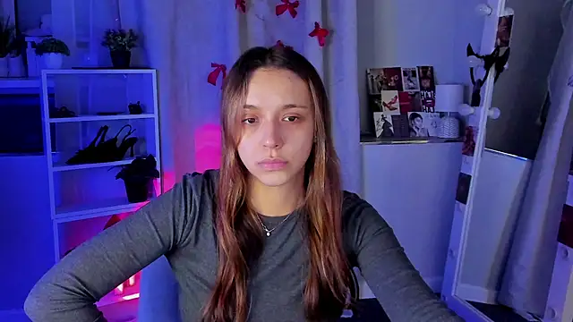 Sahara Shields online show from 09.10.25