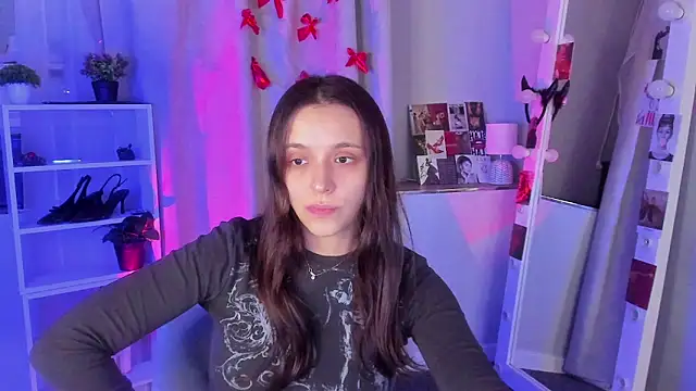 Sahara Shields online show from 09.14.25