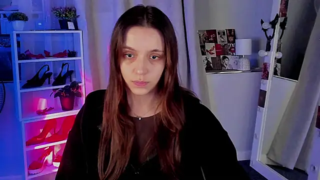 Sahara Shields online show from 11.04.25