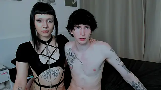 Snapshot of LadyTrep chatting on 03.04.25 LadyTrep online show from 03.04.25