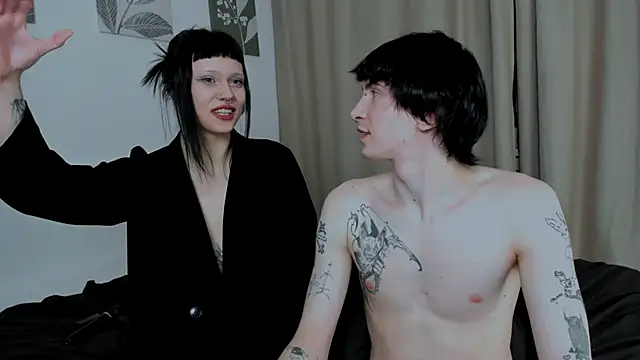 Snapshot of LadyTrep chatting on 03.04.25 LadyTrep online show from 03.04.25