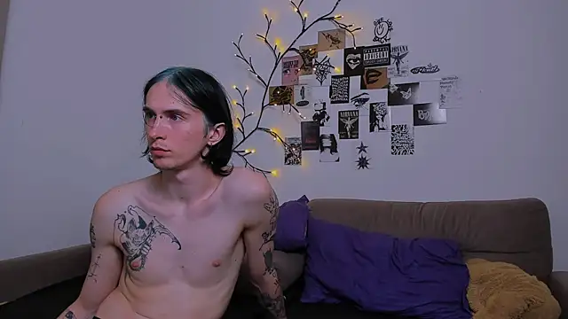 Snapshot of LadyTrep chatting on 09.27.25 LadyTrep online show from 09.27.25