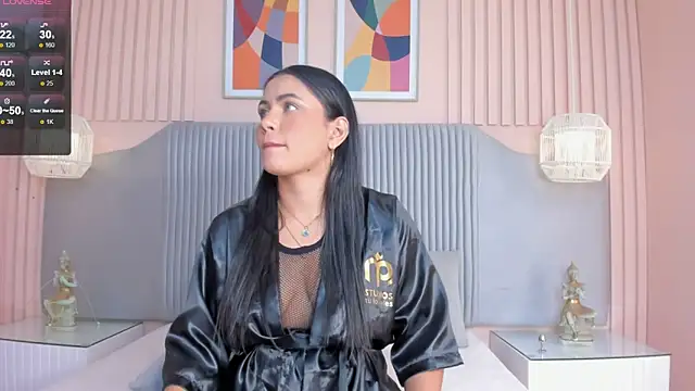 janna lopez  online show from 03.07.25