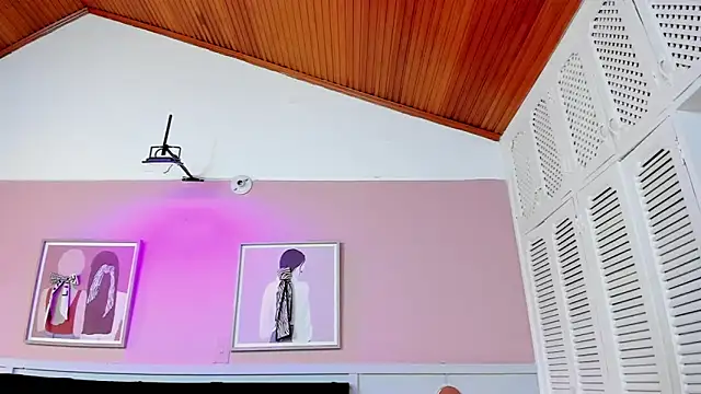 janna lopez  online show from 09.13.25