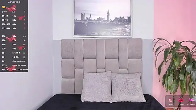 janna lopez  online show from 11.22.25