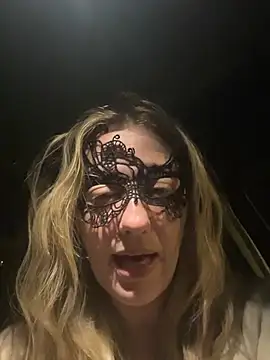 Snapshot of Megan_off chatting on 03.13.25 Megan off online show from 03.13.25