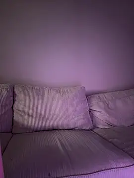 Snapshot of Megan_off chatting on 12.04.25 Megan off online show from 12.04.25