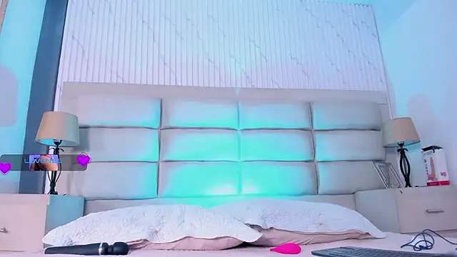 EthaanCox online show from 02.04.26