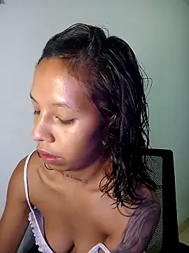 Snapshot of Miss_sparkle00 chatting on 03.20.25 Miss sparkle00 online show from 03.20.25