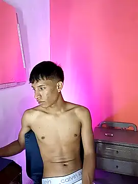 Snapshot of matteo_rivas chatting on 02.28.25 matteo rivas online show from 02.28.25