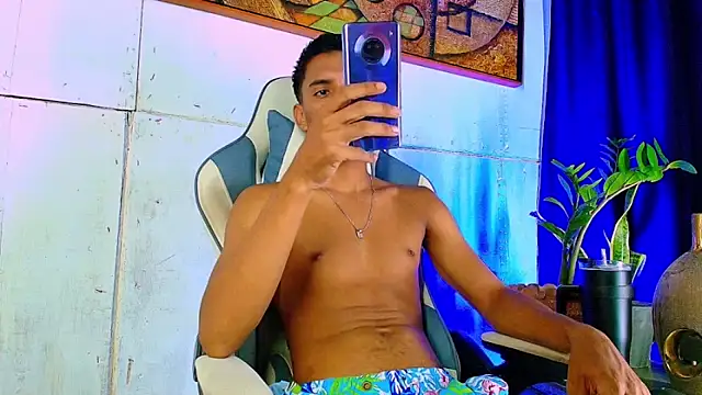 Snapshot of matteo_rivas chatting on 10.15.25 matteo rivas online show from 10.15.25