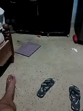 Snapshot of Jinenez chatting on 12.13.25 Jinenez online show from 12.13.25