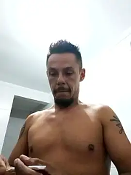 Santanacumxplod online show from 12.17.25