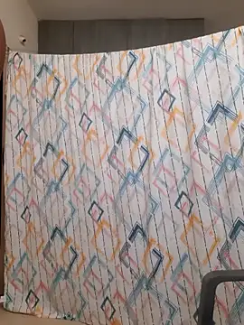 Snapshot of Chennaibull15 chatting on 11.11.25 Chennaibull15 online show from 11.11.25