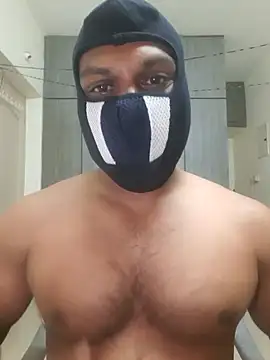 Snapshot of Chennaibull15 chatting on 11.27.25 Chennaibull15 online show from 11.27.25