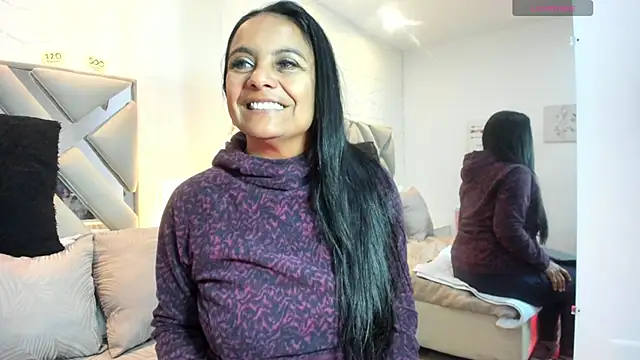 raquell moore online show from 09.19.25