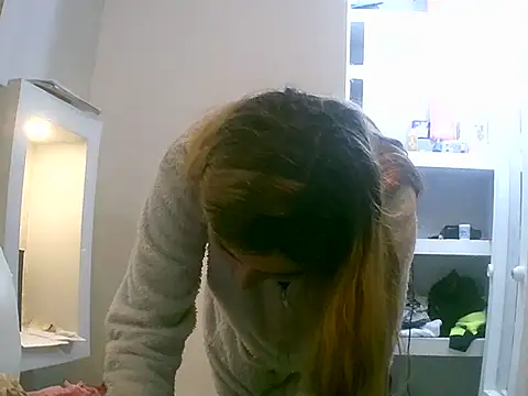 VittoriaTaylor online show from 02.14.26