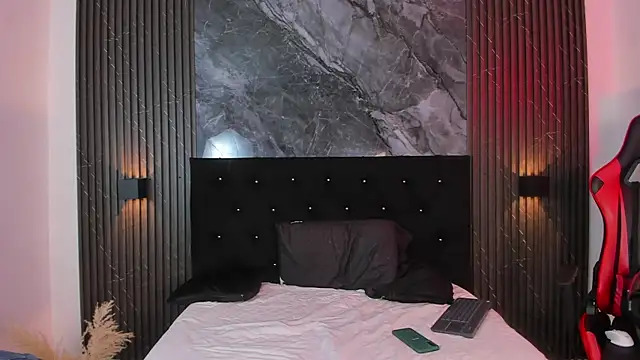 vanilla hot online show from 02.03.25