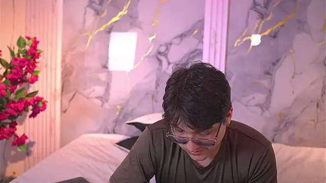 vanilla hot online show from 11.28.25