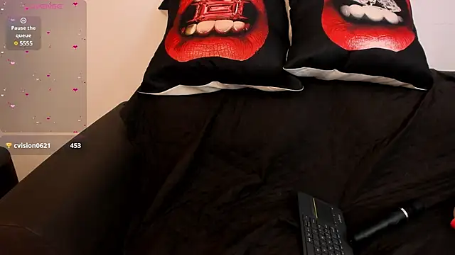 Snapshot of NicolettaLima chatting on 03.05.25 NicolettaLima online show from 03.05.25